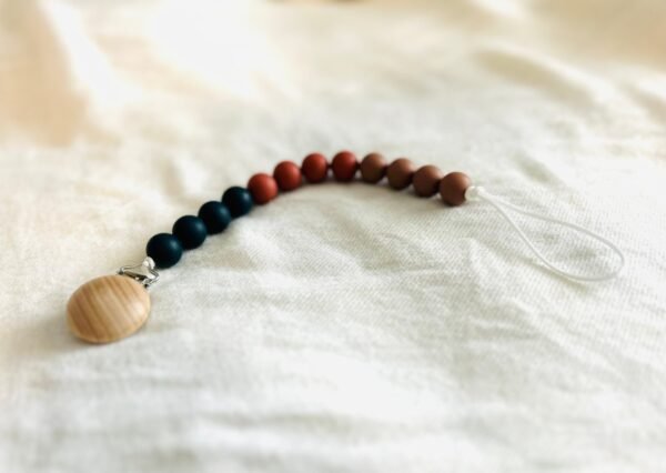 Navy/pink Paci clip